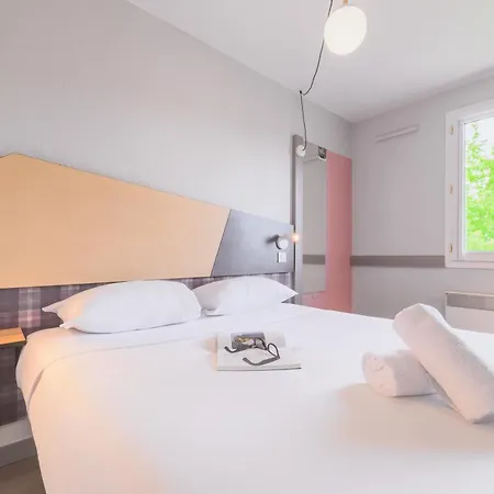 Greet Hotel Annecy Cran-Gevrier By Accor Exterior photo